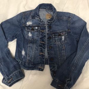 Short jean jacket